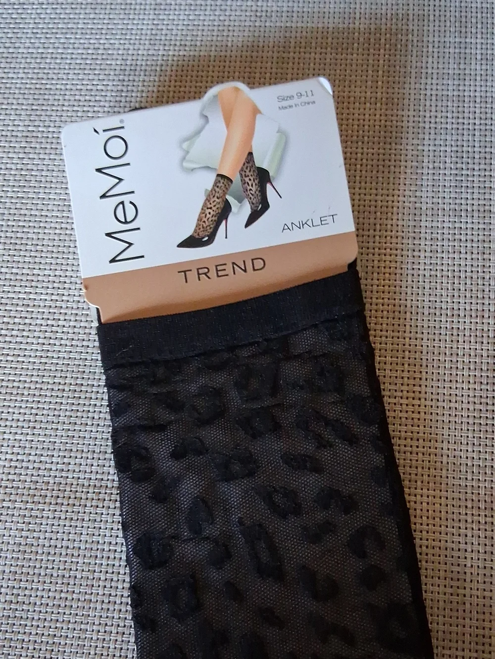 MeMoi Trend Black Leopard Sheer Ankle Socks Sz9-11